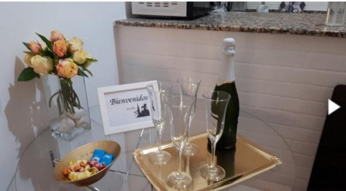 Apartamento Descalzos Sevilla Kültér fotó