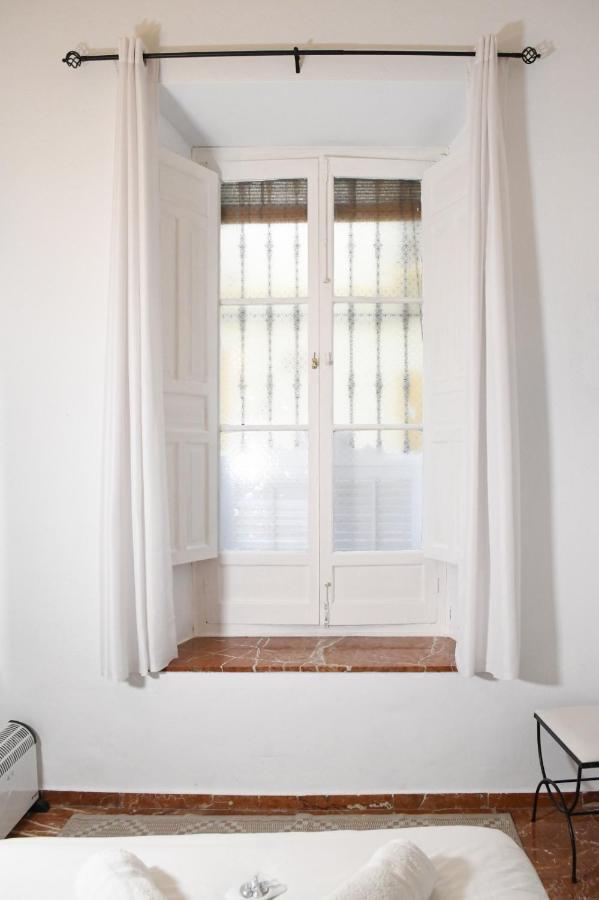 Apartamento Descalzos Sevilla Kültér fotó