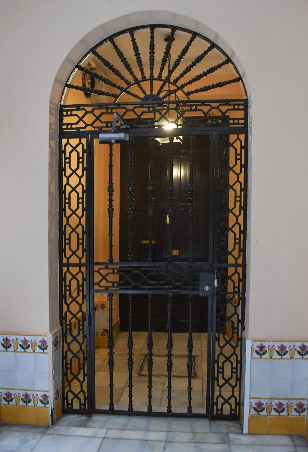 Apartamento Descalzos Sevilla Kültér fotó